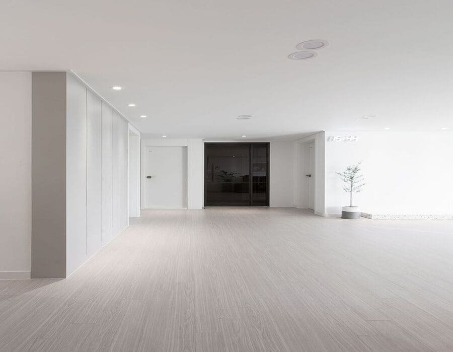 دهان بالدمام